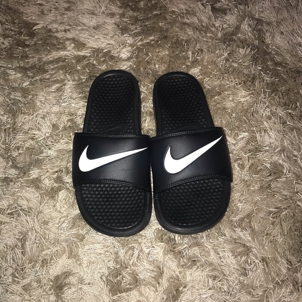 Black Nike Slides